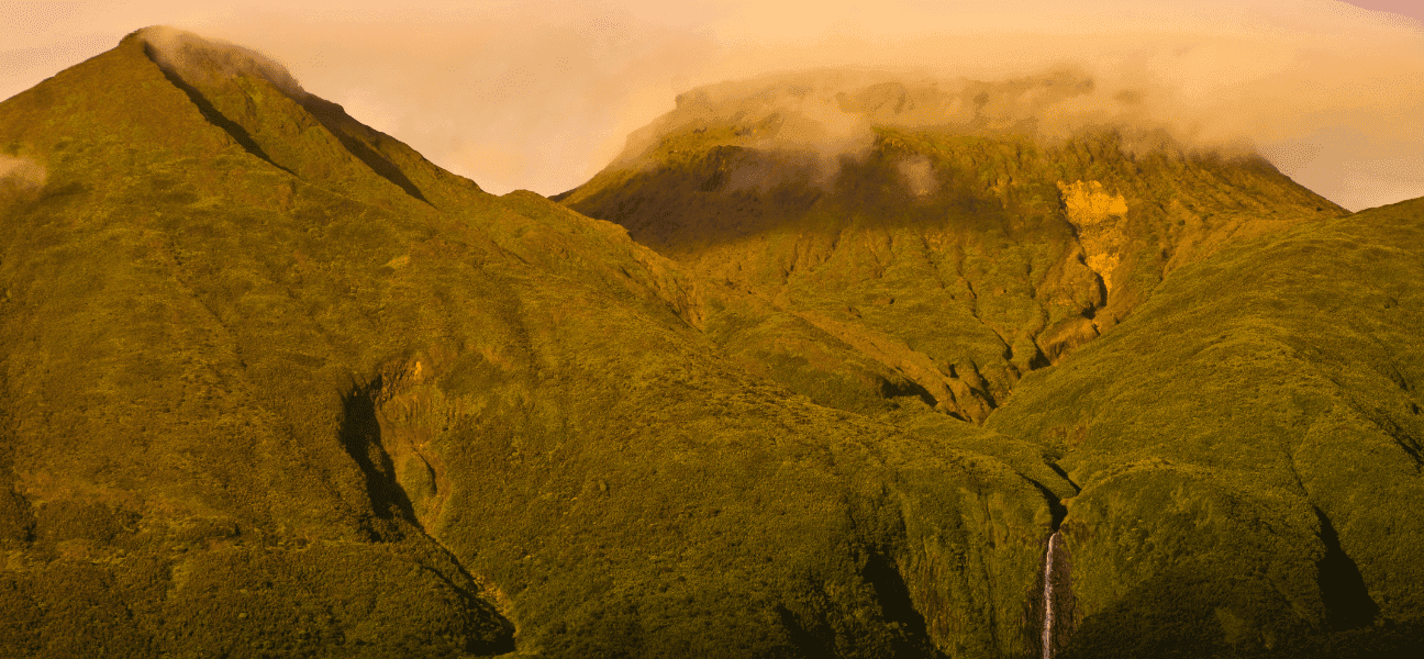 Grab some height: Volcano "La Soufrière"