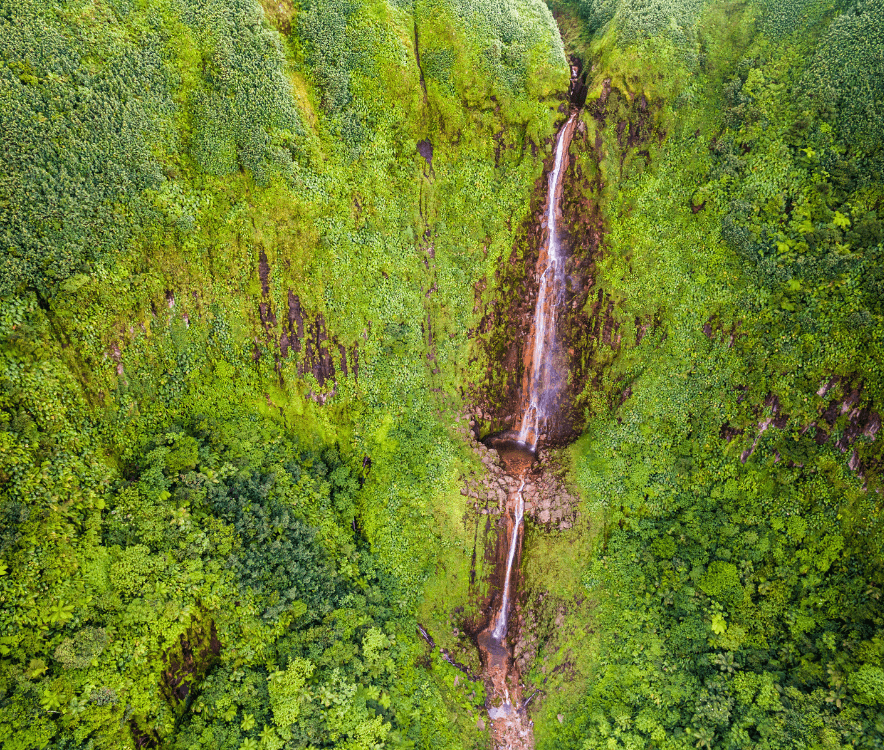 Vue aérienne de la 1ère et 2nde chute du Carbet